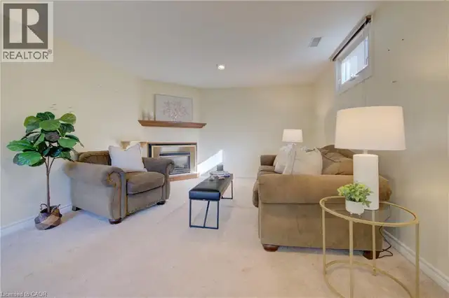 79 GAY Crescent Kitchener, Ontario in Houses for Sale in Kitchener / Waterloo - Image 20