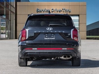 *Cooled Seats, Sunroof, Leather Seats, Premium Audio, Power Liftgate!* With its impressive features... (image 5)