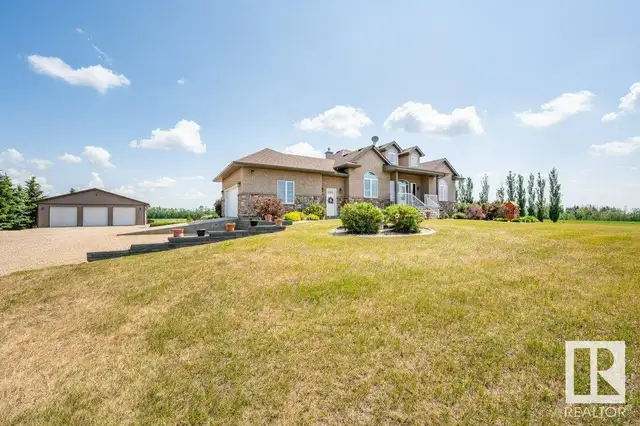 56203 RGE ROAD 230 Rural Sturgeon County, Alberta62863800324354121
