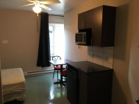 ***Montréal , chambre renovée avec toilette, room with toilet*** City of Montréal Greater Montréal Preview