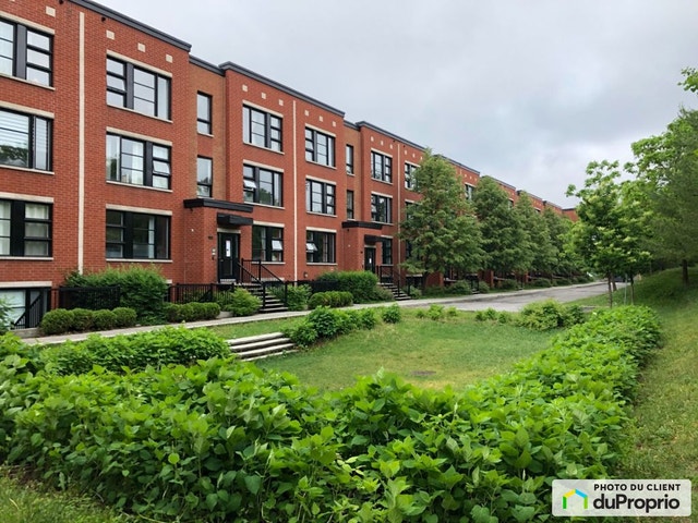 $425,000 - Condominium in Villeray / St-Michel / Parc-Extension — photo 2