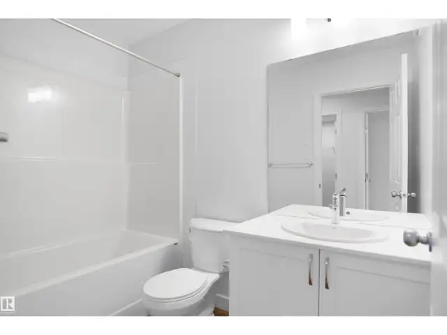 133 SUNLAND WY Sherwood Park, Alberta in Houses for Sale in Strathcona County - Image 35