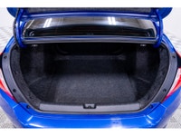 La Honda Civic SE 2018 est une voiture compacte réputée pour sa fiabilité, son économie de carburant... (image 8)