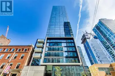 601 - 11 CHARLOTTE STREET Toronto (Waterfront Communities), Onta