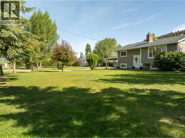 5665 HORSE LAKE ROAD 100 Mile House, British Columbia in Houses for Sale in 100 Mile House - Image 4
