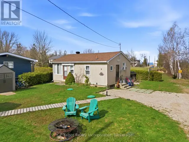 9 RAVINE PARK ROAD N Central Huron (Goderich), Ontario in Houses for Sale in Grand Bend - Image 4