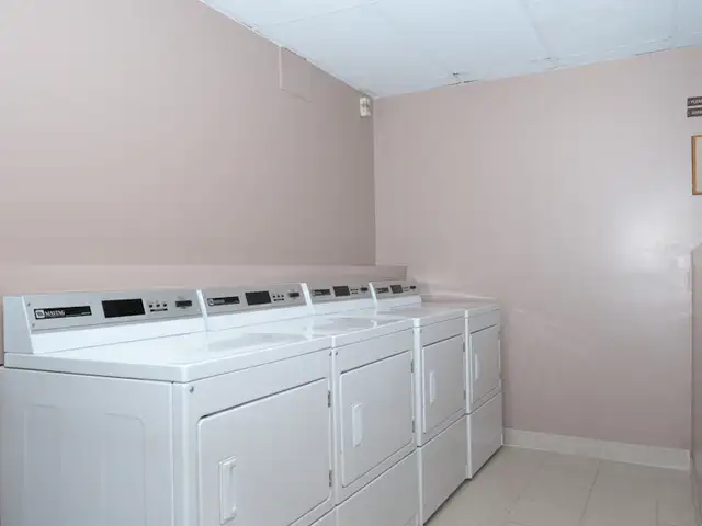 1 Bedroom Apartments for Rent in Cornwall in Long Term Rentals in Cornwall - Image 9
