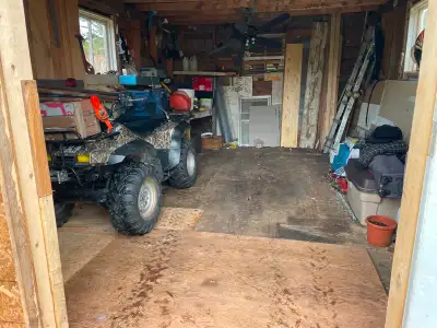 1986 Fourtrax 350 single cylinder All time 4x4 Totally reliable, performs well Good rubber Great win...