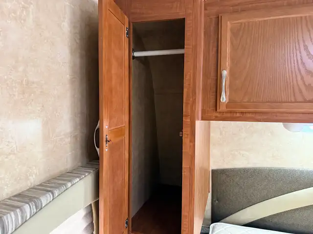 2011 Jayco JAY FLIGHT 29 RLS in Travel Trailers & Campers in St. Albert - Image 37