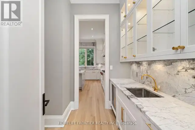 8 VESTA DRIVE Toronto (Forest Hill South), Ontario in Houses for Sale in City of Toronto - Image 14