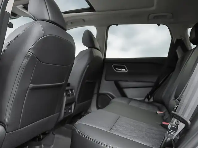 2026 Nissan Rogue Platinum in Cars & Trucks in City of Toronto - Image 22