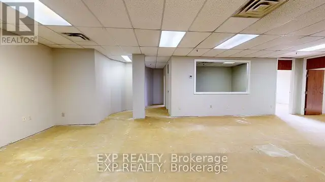 201 - 101 CHERRYHILL BOULEVARD London North (North N), Ontario in Commercial & Office Space for Rent in London - Image 9