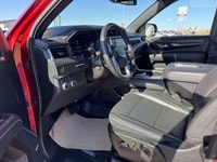 . Engine: Diesel I6 3.0L/ (image 8)