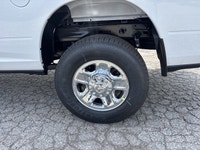 BRIGHT WHITE,MOPAR FRONT & REAR ALL-WEATHER FLOOR MATS,TIRES: LT275/70R18E BSW AS,ENGINE: 6.4L V8 HE... (image 7)