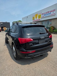2012 Audi Q5 Premium Plus Year: 2012 Make: Audi Model: Q5 Mileage: 167,000 Km Transmission: Automati... (image 2)