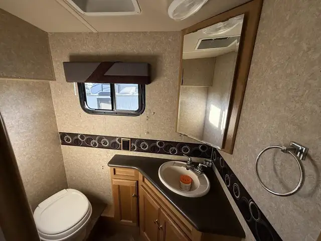 2011 Winnebago Sunstar Itasca 35RF in RVs & Motorhomes in Longueuil / South Shore - Image 7