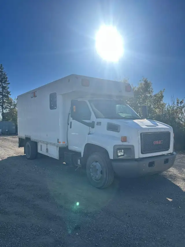2008 GMC C6500