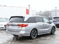 **MARKET VALUE PRICING**, 11 Speakers, 4-Wheel Disc Brakes, ABS brakes, Air Conditioning, Anti-whipl... (image 3)