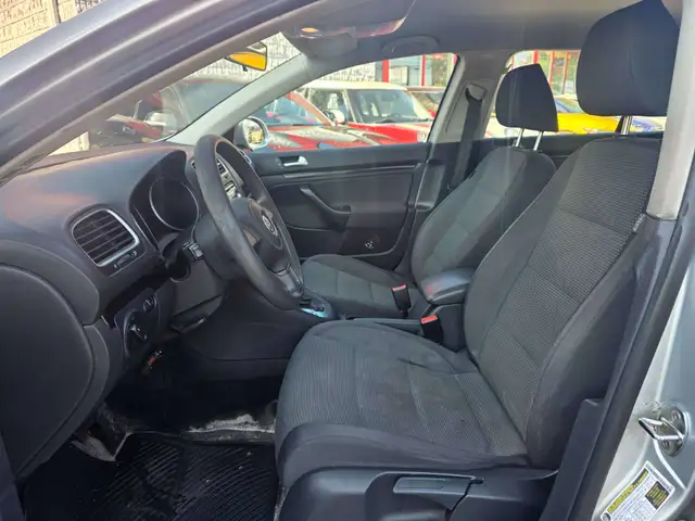 2010 Volkswagen Golf Trendline5687956503481651213