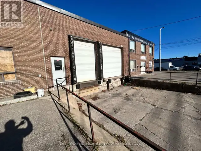 3-6 - 3455 WOLFEDALE ROAD Mississauga (Mavis-Erindale), Ontario62863322864386120