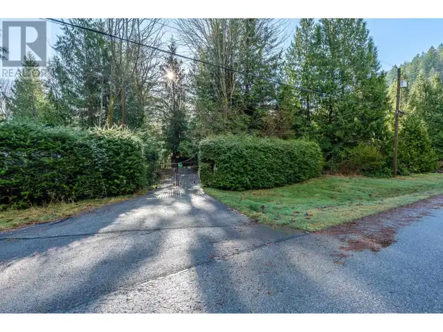 259 BRIDGEMAN ROAD Gibsons, British Columbia62854408242307122
