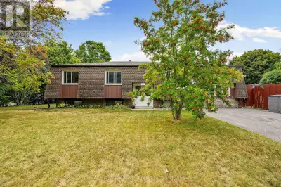 A charming 3-bedroom home nestled in a family-friendly neighbourhood that puts you close to schools,...