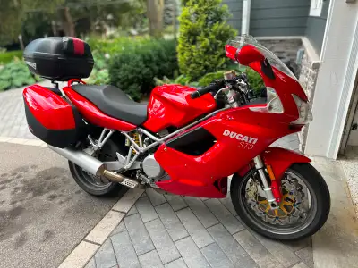 2005 Ducati ST3 3 owner Ontario bike from new. Service records including recent belt service and new...