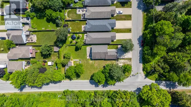 1897 8TH AVENUE W Owen Sound, Ontario in Land for Sale in Owen Sound - Image 2