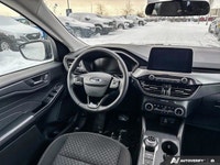 Conquer every adventure with this striking 2024 Ford Escape Active, sporting an intelligent All-Whee... (image 9)