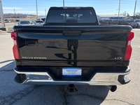 One Owner, 2500HD LTZ, 6.6L Duramax, Z71 Off-Road Pkg, Max Trailer Pkg, Safety Pkg, Convenience Pkg,... (image 7)