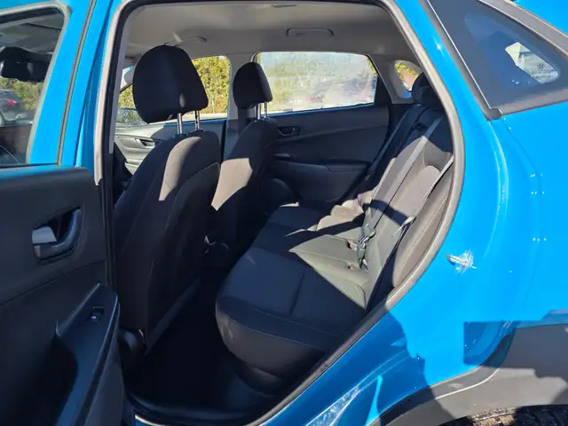 2023 Hyundai Kona Preferred in Cars & Trucks in Laval / North Shore - Image 12