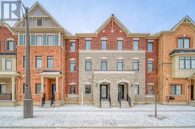 62 MANNAR DRIVE Markham (Victoria Square), Ontario