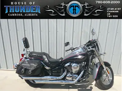 The 2023 Kawasaki Vulcan 900 Classic LT is a timeless cruiser that blends retro style with modern co...