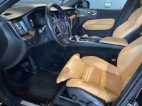 Climate Package [xc60], Advanced Package [S60], Metallic Paint, 20” 5-Y Spoke Graphite Diamond-cut A... (image 9)