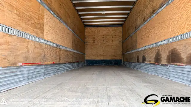 2018 KENWORTH T370 TRUCK DRY BOX VAN WITH TAILGATE in Heavy Trucks in Edmonton - Image 12