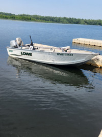 lowe fishing boat and trailer