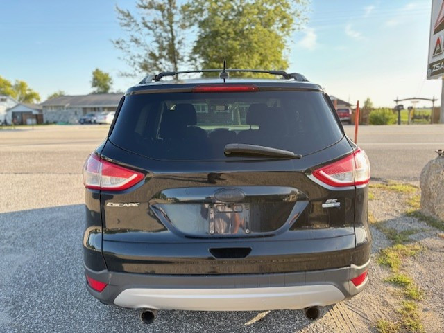 2013 Ford Escape SE AWD ~ FULLY CERTIFIED ~ CLEAN CARFAX in Cars & Trucks in Leamington - Image 4