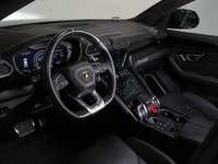 This 2021 Lamborghini Urus is a local Ontario vehicle with a clean Carfax report, delivering a thril... (image 9)
