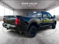 NAVIGATION SYSTEM, ADAPTIVE CRUISE CONTROL, HEATED FRONT SEATS, HEATED REAR SEATS, HEATED STEERING W... (image 2)
