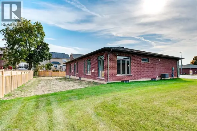 269 PITTOCK PARK Road Unit# 22 Woodstock, Ontario in Houses for Sale in Woodstock - Image 33