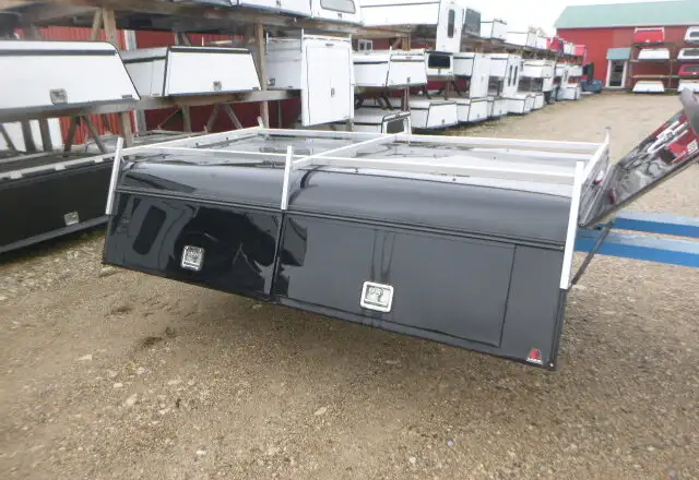 2020 - 2026 GMC Sierra or Chevrolet Silverado HD 2500/3500 8 cap in Other Parts & Accessories in Kitchener / Waterloo - Image 5