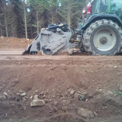 FAE Multitask- Stone Crusher, Rock Grinder, Road Stabilizer and Asphalt Shredder all in one - for tr...