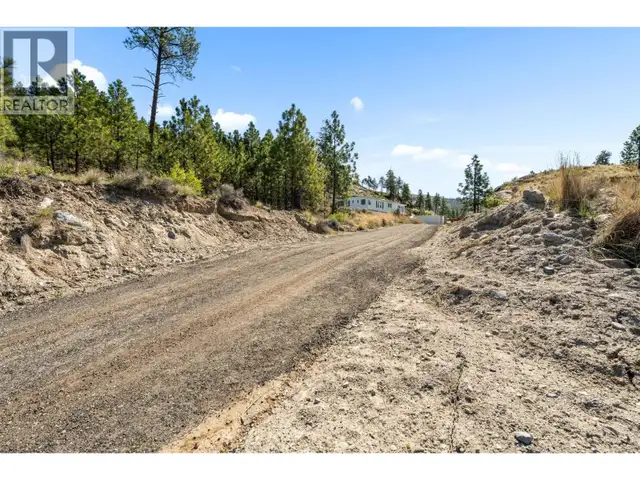 138 SALIKEN Drive Penticton, British Columbia in Houses for Sale in Penticton - Image 11