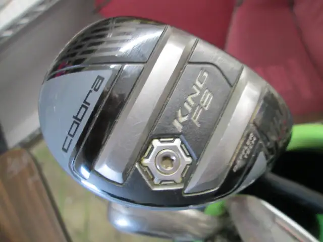 Taylor Golf Bag/Irons/2 Umbrellas63234962962179122