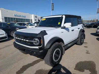 Navigation, Heated Seats, Remote Start, Blind Spot Detection, Lane Keep Assist! This 2023 Ford Bronc...