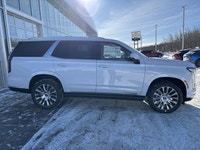 Stock #YS215921 AMVIC LICENSED DEALER The 2026 Cadillac Escalade Platinum Luxury 4WD, finished in Vi... (image 9)