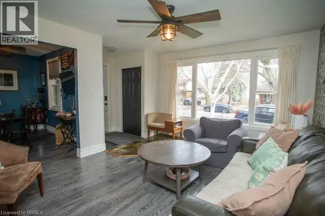 102 CENTURY HILL Drive Kitchener, Ontario in Houses for Sale in Kitchener / Waterloo - Image 6