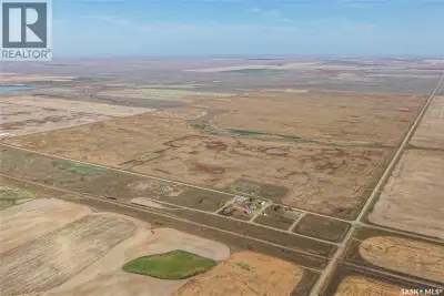 This package includes eight contiguous quarters of grain land in the RM of Frontier #019. The land i...