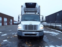 2018 Freightliner M2 106 Ryder Stock ID: 803746 Transmission Type/Speed: AUTO 6 Engine: DIESEL B6.7... (image 1)