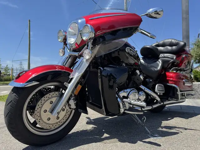 2009 Yamaha Royal Star Venture in Street, Cruisers & Choppers in Kitchener / Waterloo - Image 2
